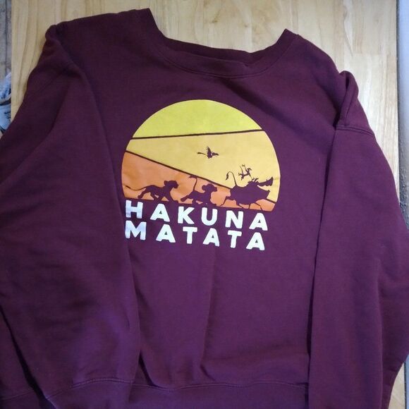 Hakuna Matata Lion King Crewneck Sweatshirt - Picture 1 of 7